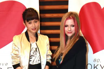 前田敦子とアヴリル・ラヴィーンが夢の対談！