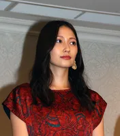 大野いと、ちょっぴり色っぽい“へそチラ”SHOTに卒倒寸前！「スタイル完璧」「おへそカワイイ」