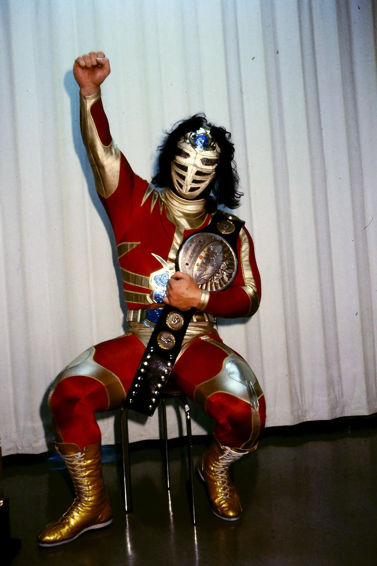 1989年5月、馳浩を破りIWGPジュニアヘビー級王座を獲得した獣神サンダー・ライガー