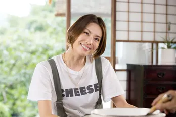 <ドクターX>米倉涼子“未知子”復活に「早くあの名言聞きたい!」「美脚も健在!!」放送前から大反響!