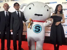 しんちゃんの愛犬・シロの活躍を描く「SUPER SHIRO」 カンヌのレッドカーペットに立つ!