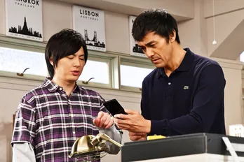 「まだ結婚できない男」で13年ぶりの再会！ 塚本高史『阿部寛さんと父親トークもしてます』