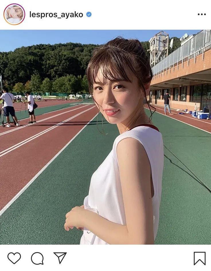 【写真を見る】体操服姿もキュートな“モッツァレラボディ”井口綾子