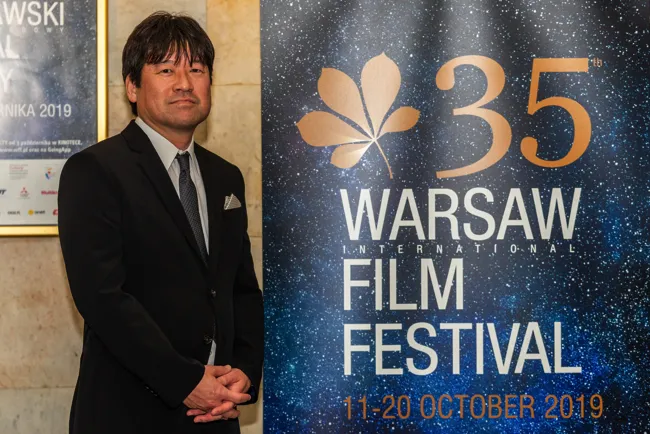 佐藤二朗が監督を務めた映画「はるヲうるひと」が第35回ワルシャ ワ映画祭の正式出品作品として上映。佐藤が上映劇場で舞台あいさつを行った