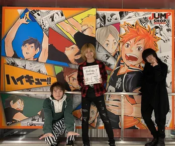 BURNOUT SYNDROMES、初のJUMP SHOPインストアライブツアー開幕!“ジャンプ愛”あふれるトークも