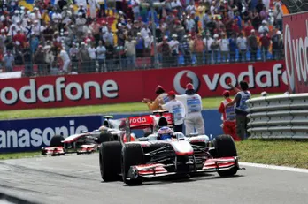 F1開幕戦延期で、急きょ2010総集編＆ベスト5を放送！