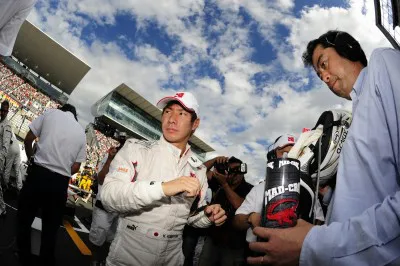 第16戦日本GPでは、日本期待の小林可夢偉が7位入賞
