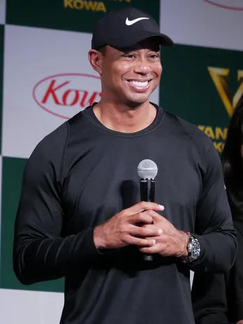 優勝直後のタイガー・ウッズ選手「腰も膝も痛む。サポートに感謝」