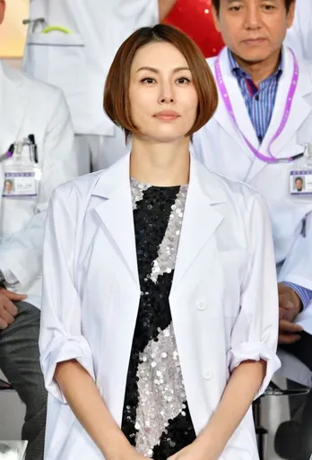 <ドクターX>大門未知子、“デーモン”コスプレでハロウィーンに降臨!ドラマ公式HP、Twitter、インスタを一日限定ジャック 新たなLINE公式スタンプも公開!