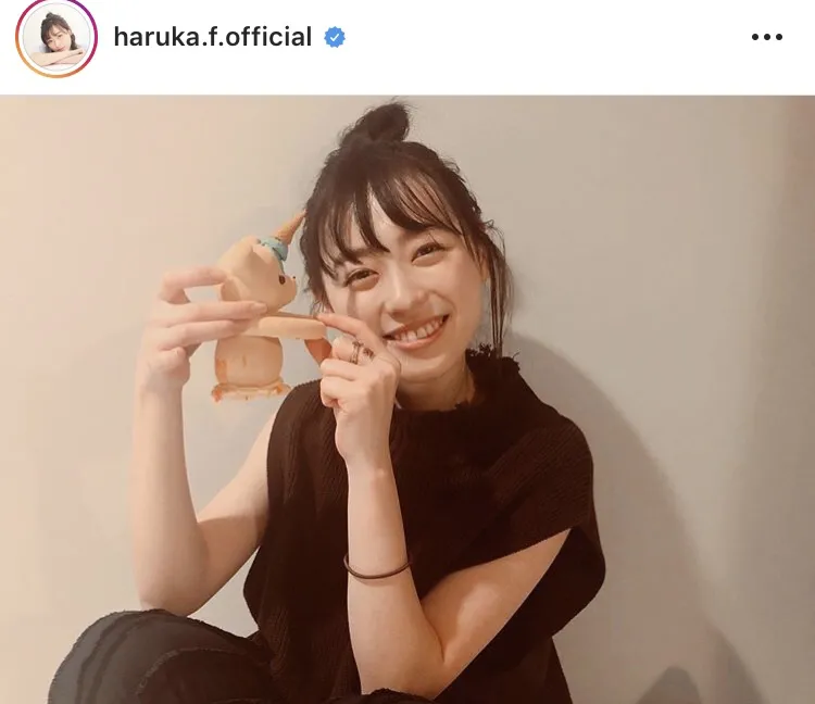 ※福原遥公式Instagram(haruka.f.official)より