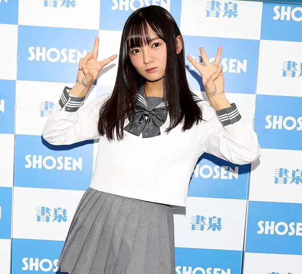 グラビアアイドル西永彩奈が雑誌発売記念イベントに出席