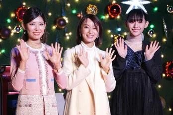 鈴木亜美＆浅川梨奈が“今までになかった”クリスマスツリーを点灯