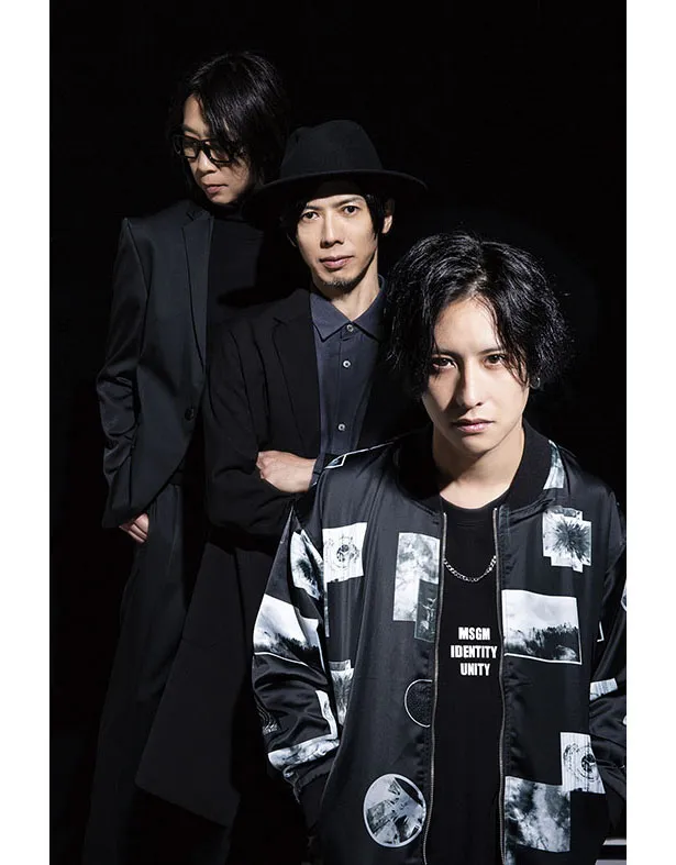 WANDSがキーボード・木村真也、ギター・柴崎浩、新ボーカル・上原大史(写真左から)の3人で第5期をスタートさせる