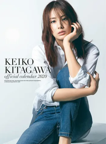 ＜北川景子＞クールで凛とした表情に注目