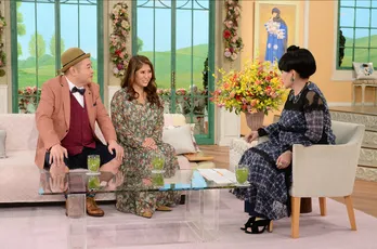 内山信二、話題の婚約者と2人で「徹子の部屋」初出演!なれ初めを告白