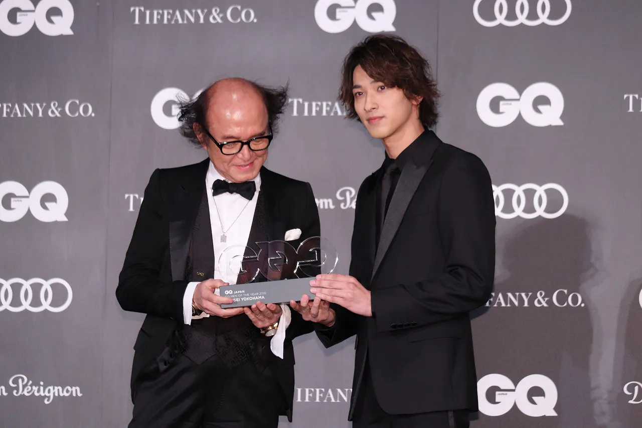 「GQ MEN OF THE YEAR」授賞式より