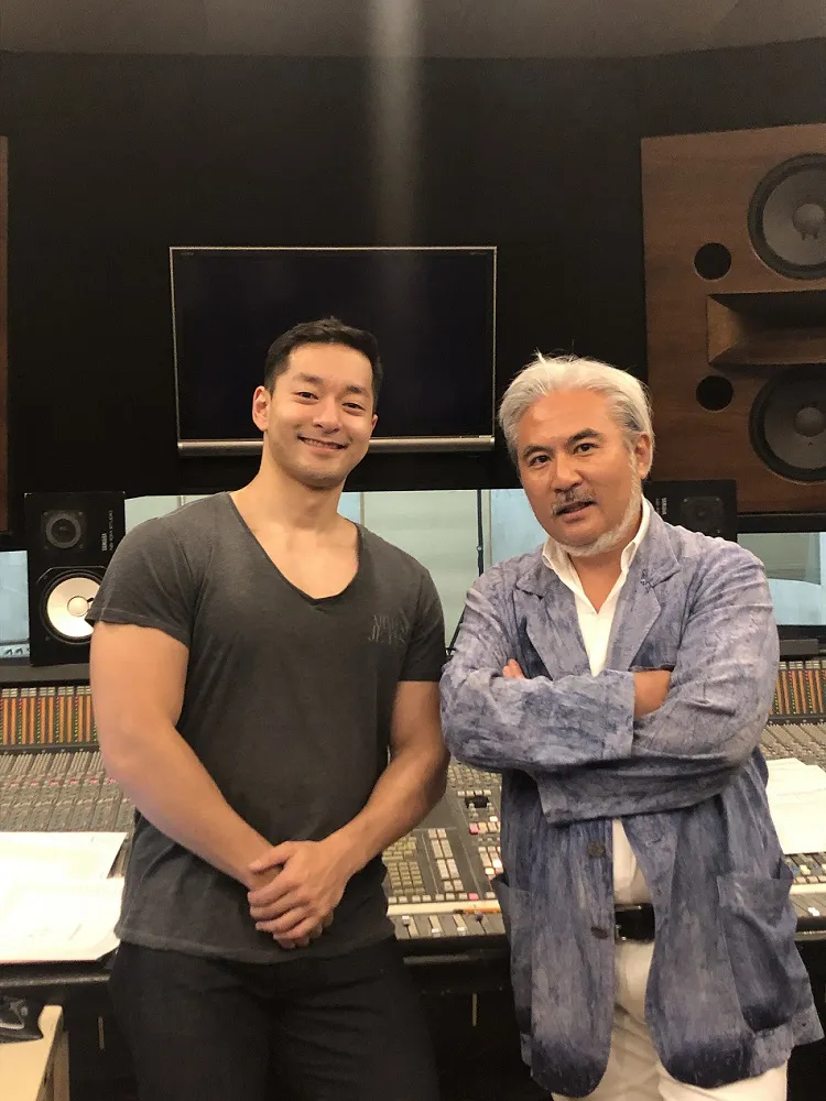 映画音楽への参加が“キャリア史上初“となる世界的バイオリニスト・五嶋龍(写真左)