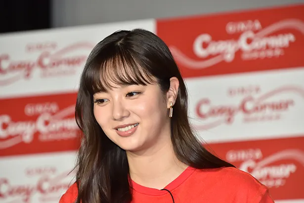 新川優愛