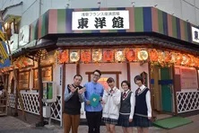 つばきファクトリー・岸本ゆめの、“師匠”の前で一発ギャグを披露！＜ハロプロ！TOKYO散歩＞