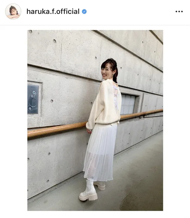 福原遥 透け感 背中チラ見せ 姿にファン歓喜 セクシー 癒しもらいました の声続々 Webザテレビジョン