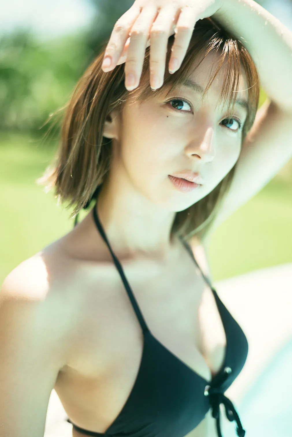 飯田里穂が20周年記念で写真集発売！ 約6年ぶりの水着 ...