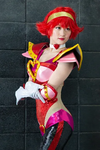 パーフェクトボディ・上西恵がキューティーハニーに変身!<特別撮り下ろしショット&インタビュー>