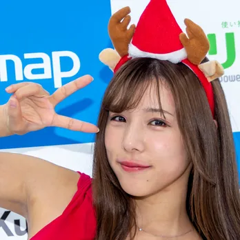 グラドル夏本あさみ、見どころは「腰にパイナップル」