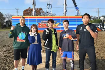 ラグビー日本代表・稲垣啓太選手が巨大ブランコで本気の靴飛ばしにトライ！