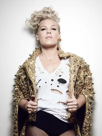 主題歌を歌うP!NK。彼女の歌が「ドクターX-」とマッチするのは必然だった⁉