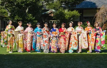 岡田結実、2020年は“はっちゃけたい”宣言も…隣からツッコミ『十分はっちゃけてない?(笑)』