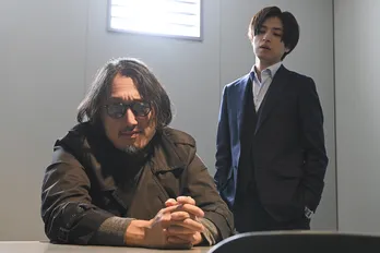 桐山漣、“クライマックス”に向けて「ため込んできたものが爆発しそう」オフショットも公開！＜チート＞