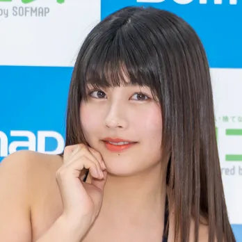 グラドルちとせよしの、お気に入りカットは「いい感じで盛れてる」