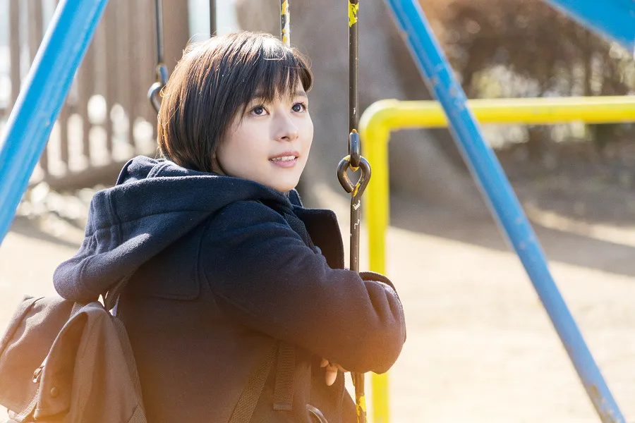 芳根京子が出演する映画「記憶屋 あなたを忘れない」での印象的なシーン
