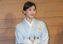 綾瀬はるかの“腹芸”が話題！「正月からいいもの見た!!」＜ぎぼむすSP＞