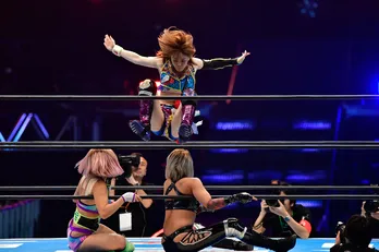 【新日本プロレス1.4東京ドーム】第0-1試合 岩谷麻優が躍動!「スターダム」提供試合【写真特集】