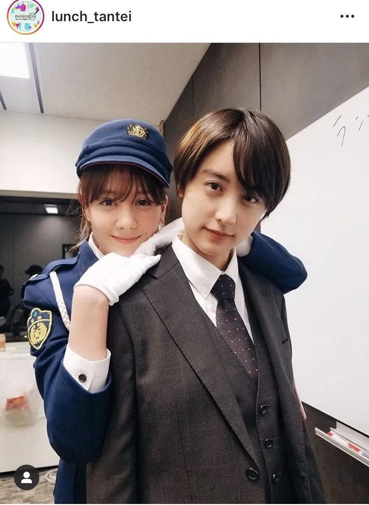 山本美月＆トリンドル玲奈、“刑事＆婦警コスプレ”に「イケメン！」「可愛い!!」の声＜ランチ合コン探偵＞ | WEBザテレビジョン