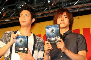 「クローン ベイビー」市川知宏&松坂桃李が撮影裏話を披露