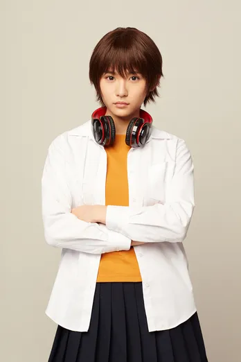 浅川梨奈がドラマ「女子高生の無駄づかい」で「マジメ」女子高生役に挑戦