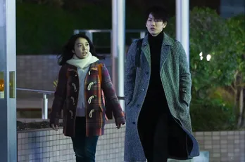 “勇者・七瀬”上白石萌音、“魔王・天堂”佐藤健に恋のアプローチ！＜恋はつづくよどこまでも＞