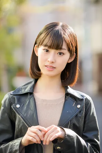 “バカ”演じる岡田結実の後輩、井本彩花「私はマジメでした」ドラマ「女子高生の無駄づかい」で躍進願う