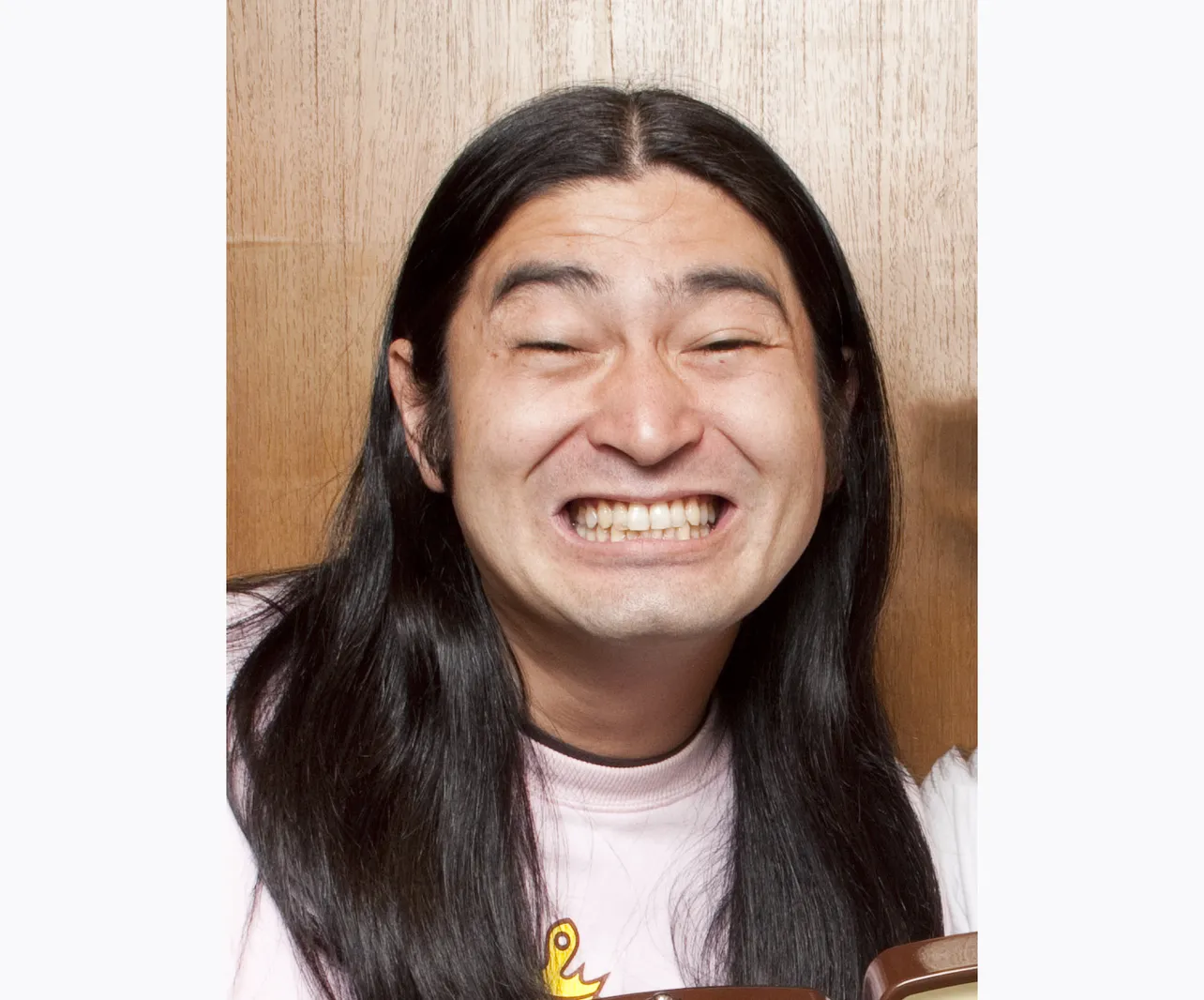 ハイキングウォーキング・鈴木Q太郎が「さんまのお笑い向上委員会」でコーラ芸を披露