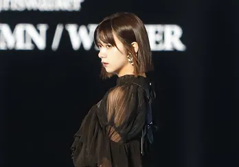 池田エライザ、“色気たっぷり”な表情に1日で80万『いいね!』 蜷川実花も「かわえええのおお」と大絶賛