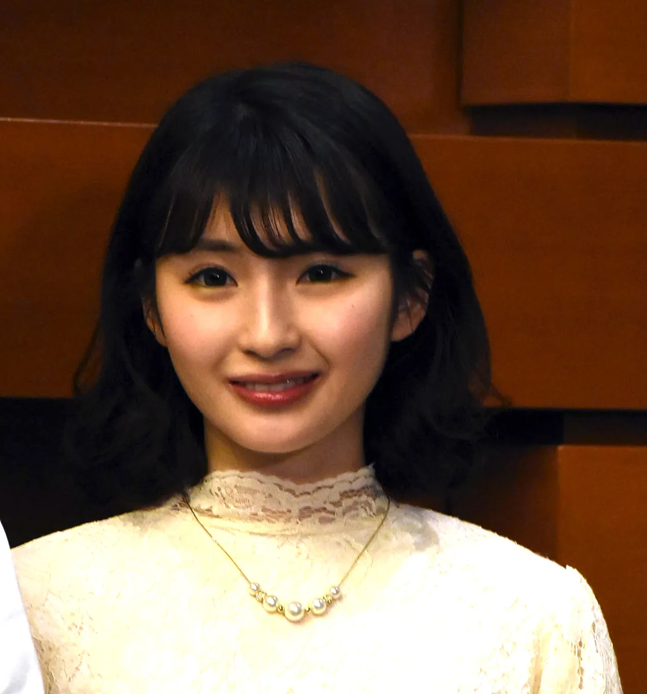 乃木坂46の井上小百合が囲み取材に登場した