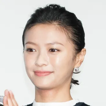 榮倉奈々、子育て中のプライベートを明かす「休みの日は公園をハシゴ」に視聴者も共感