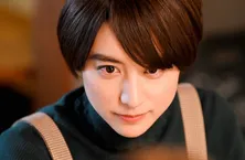 山本美月、“うたのおねえさん”風SHOTに「似合う」「かわいすぎる!」<ランチ合コン探偵>