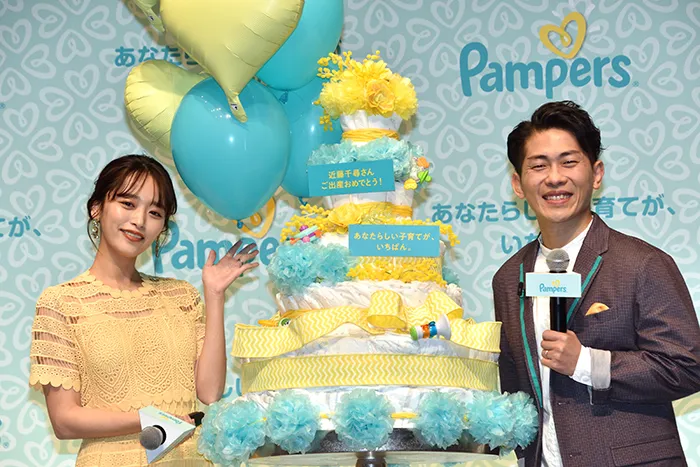 P＆Gのおむつブランド「パンパース」イベントに登壇した太田博久・近藤千尋夫妻