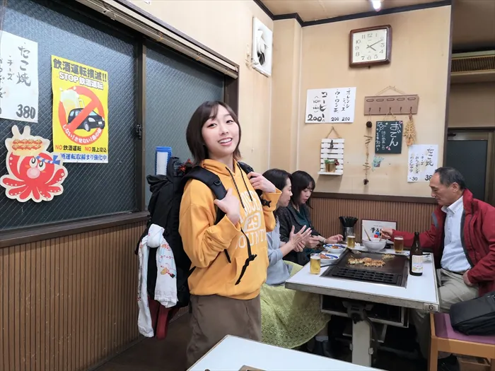【写真を見る】2月1日(土)に放送の「SKE48編」に出演する須田亜香里も「第一夜」に出演。大きなリュックを背負っているが…？