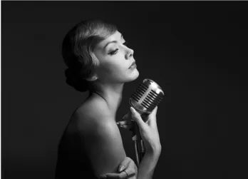 土屋アンナ、“カッコ良すぎる”姿にファン絶賛「着こなせるのはアンナさんくらい」