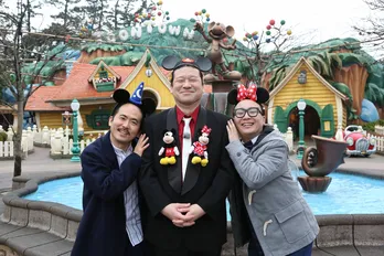 ＜99人の壁＞佐藤二朗、ミッキーマウスと初対面　番組初のロケ企画で東京ディズニーリゾートに潜入