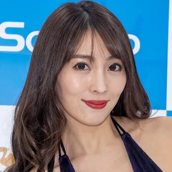 日本一エロすぎるグラドル森咲智美「ちょっと女王様っぽく」